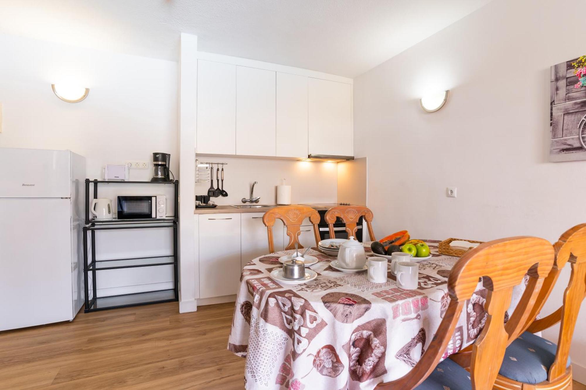 Oceanfront 2 Bedrooms Holiday Home In Tenerife South San Miguel de Abona Eksteriør bilde